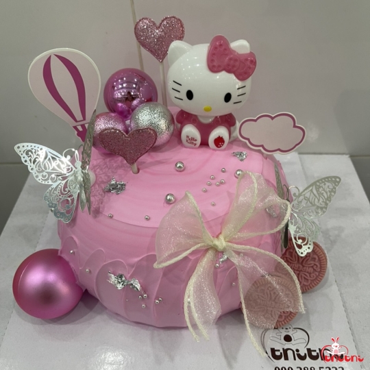 Bánh Kem Hello Kitty 1