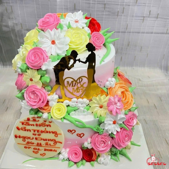 Bánh Kem Tầng 8